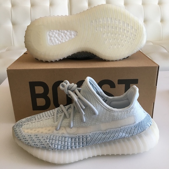 dick's sporting goods yeezy